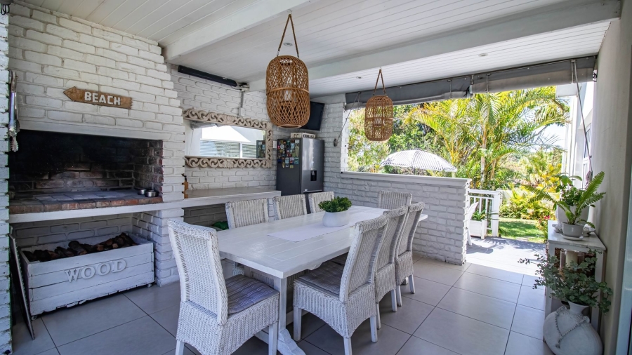 4 Bedroom Property for Sale in Beacon Bay Eastern Cape